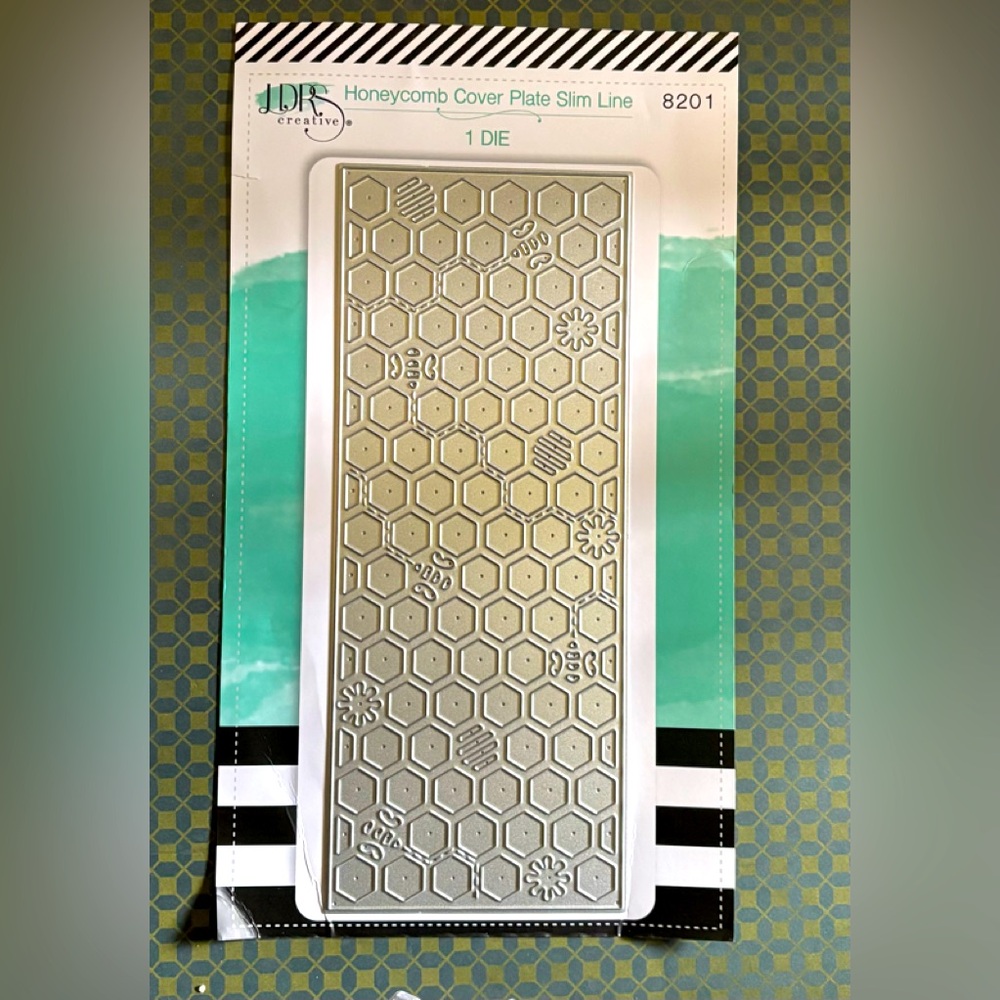 Honeycomb Cover Plate Slimline Die for cards, scrapbooking & paper crafting